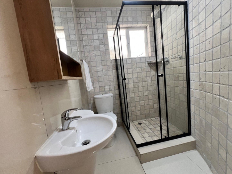 To Let 0 Bedroom Property for Rent in Mouille Point Western Cape